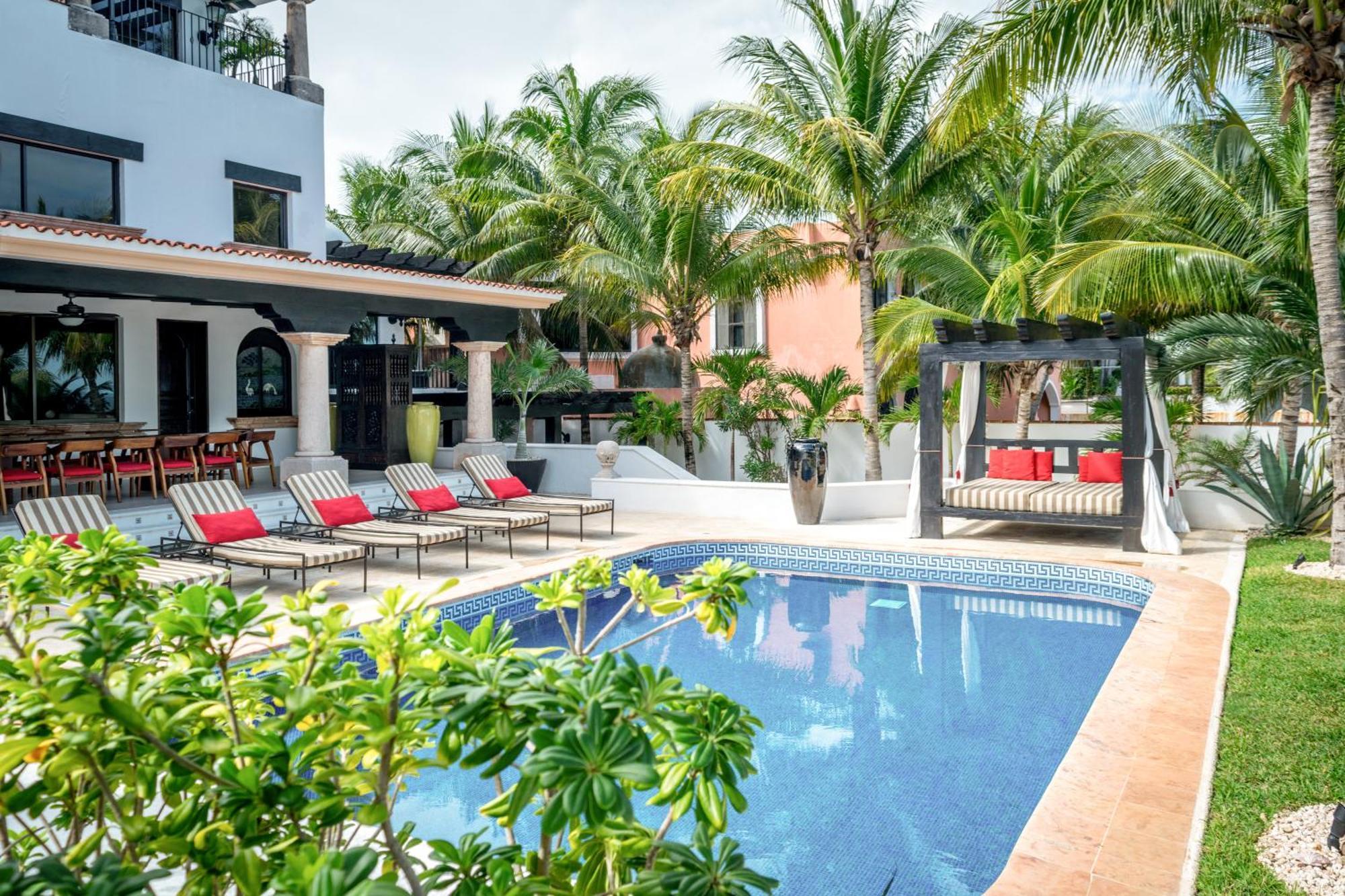 Villa Albatros Oceanfront Luxury Hotelzone แคนคูน ภายนอก รูปภาพ