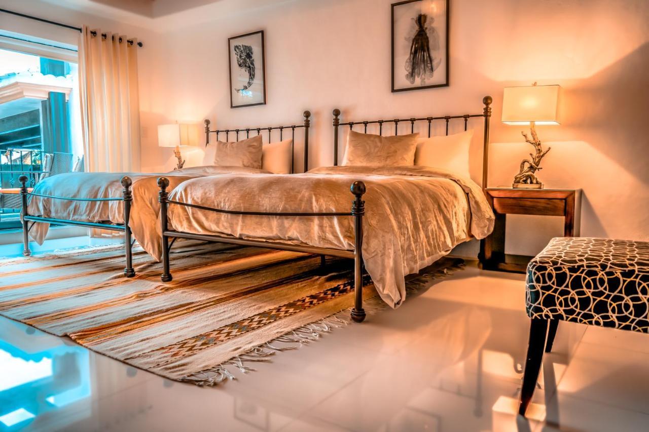 Villa Albatros Oceanfront Luxury Hotelzone แคนคูน ภายนอก รูปภาพ